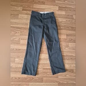 Dickies Men's Grey Pants  In good condition.  Size: 30 x 30